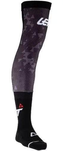 [5023047102] RODILLERA CON CALCETA v23